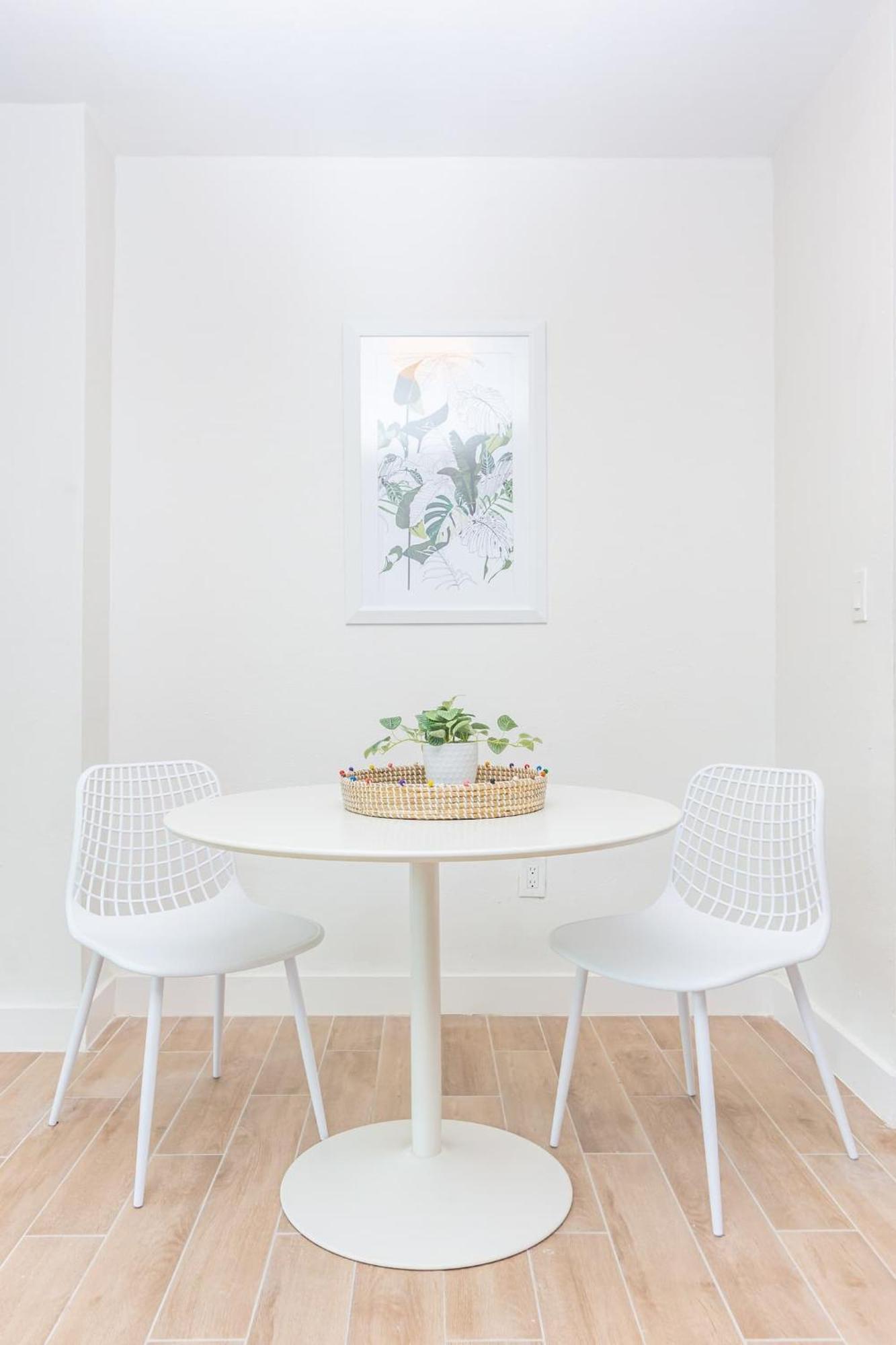 Large Stylish Studio Apartment In El Portal #3 Miami Eksteriør bilde